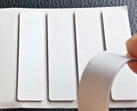Logotipo da empresa Etiquetas UHF RFID Etiquetas em metal ou não metal na cadeia de suprimentos