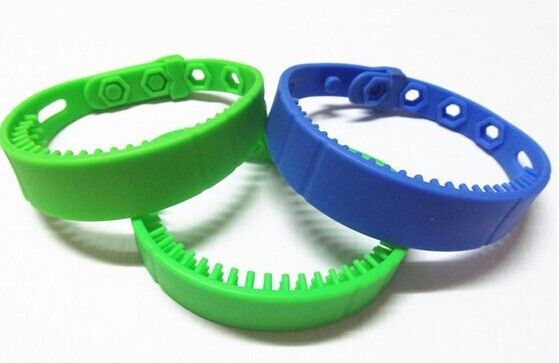 Hospital RFID Controle de Acesso Pulseiras comprimento ajustável UHF bracelete de silicone