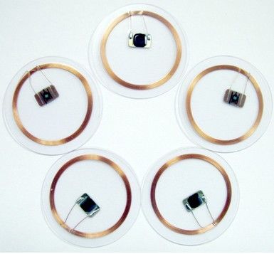 Etiquetas RFID programáveis de PVC inteligentes 13.56MHZ 125KHZ para controle de acesso