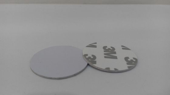 1 mm Espessura Tags RFID passivos programáveis PVC transparente 13.56MHz OEM