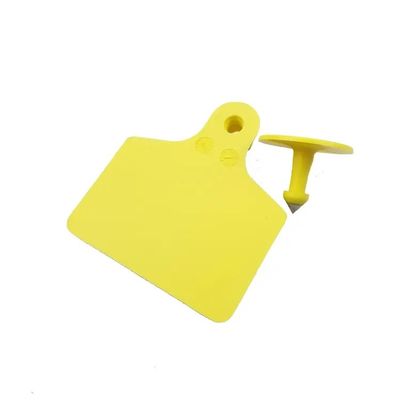 70x80mm 104x74mm UHF Animal RFID Ear Tags Material TPU para monitoramento de gado