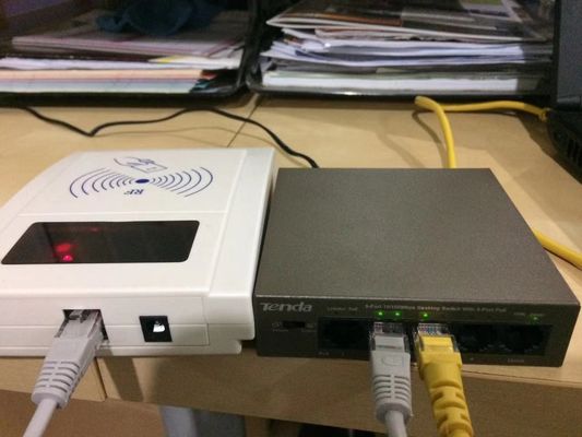 Utilização de desktop TCP RFID Proximidade POE Card Reader Writer Com tela LCD